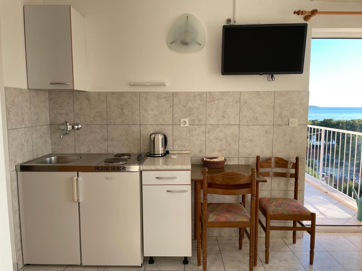 Apartment Maxim Primošten Dış mekan fotoğraf