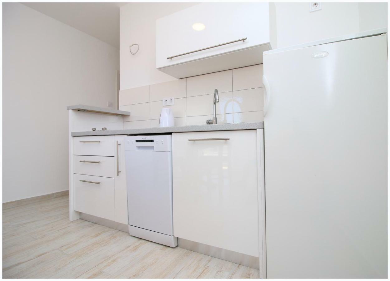 Apartment Maxim Primošten Dış mekan fotoğraf