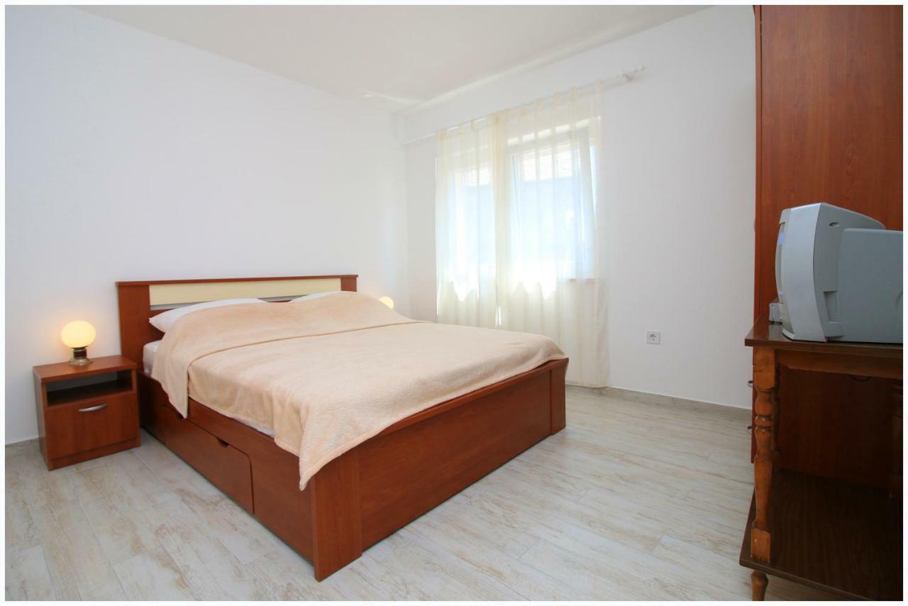 Apartment Maxim Primošten Dış mekan fotoğraf